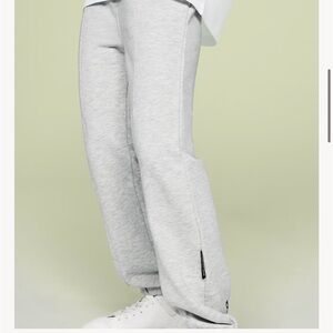 ON Running Womens Club Sweatpants XL
